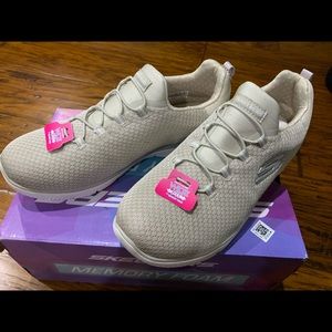 Skechers Sneakers-NWT